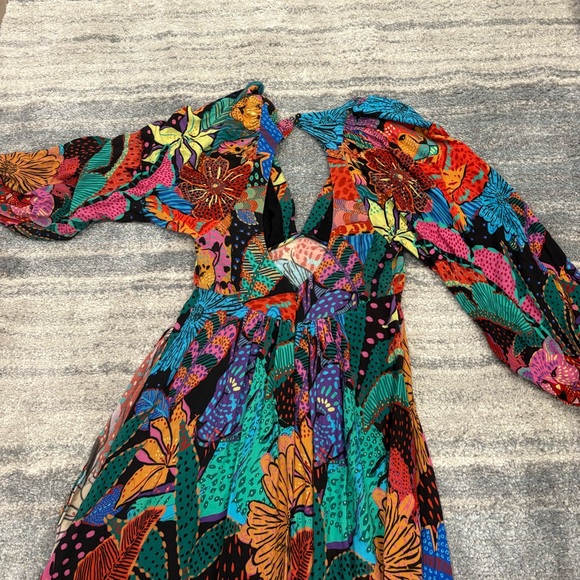 FARM RIO
Cutout floral-print crepe maxi dress - Picture 3 of 9